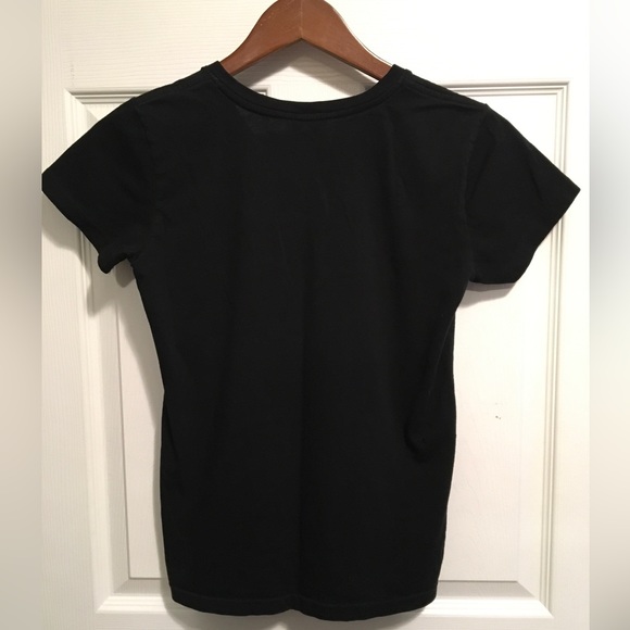 EUC Ralph Lauren Sport v-neck Tee. Size S - Picture 3 of 3